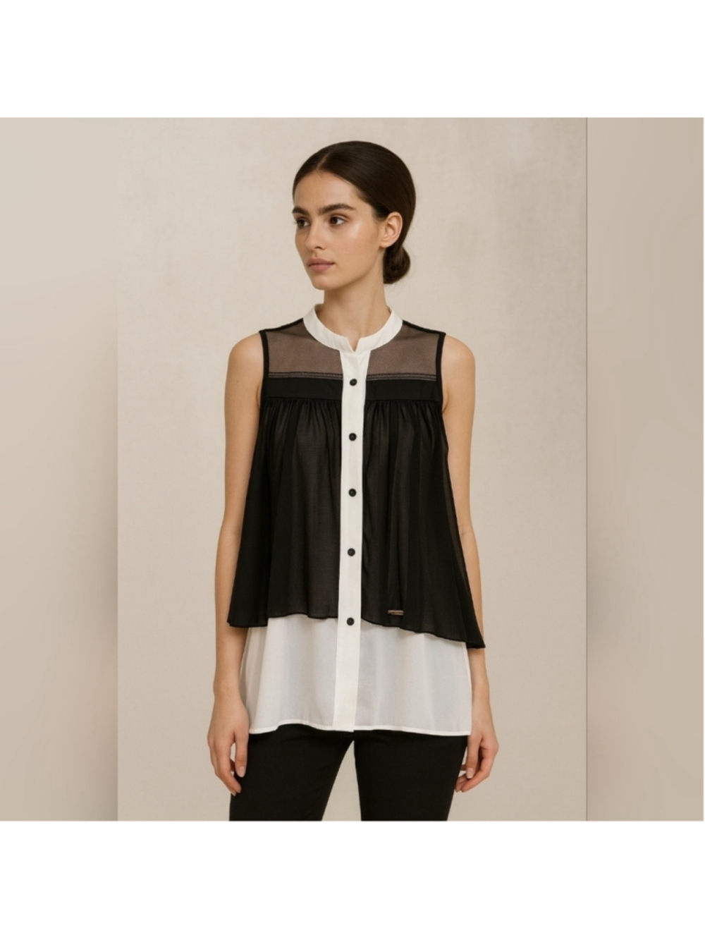 DOCA Collection Sleeveless Black & White Sheer Layered Blouse – Size M